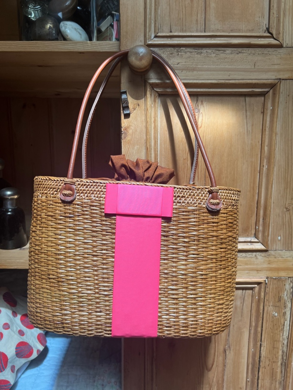 Lisi Lerch Bosom Buddy Poppy Woven Bag - Picture 5 of 10